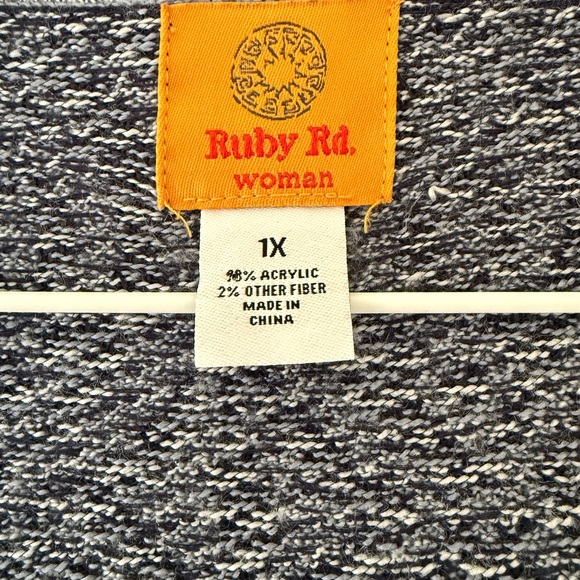 Ruby Rd. Gray and Blue Patterned Cardigan - Picture 4 of 4